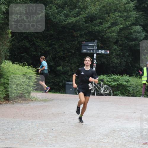 13.09.2026 - Stadtparktriathlon Emre Sener http://msf.ph/oto/10267231 13.09.2026 13:22:21 Laufen 1103, 1031 meine-sportfotos.de
