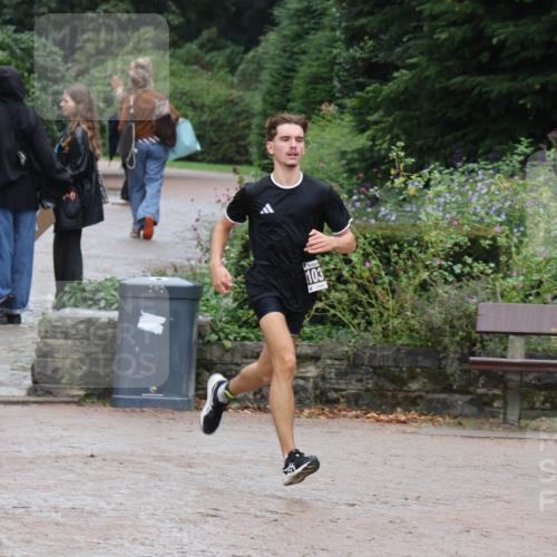 13.09.2026 - Stadtparktriathlon Emre Sener http://msf.ph/oto/10267239 13.09.2026 13:22:23 Laufen 103, 1031 meine-sportfotos.de