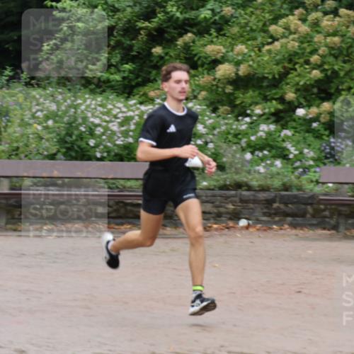 13.09.2026 - Stadtparktriathlon Emre Sener http://msf.ph/oto/10267243 13.09.2026 13:22:24 Laufen 1031 meine-sportfotos.de