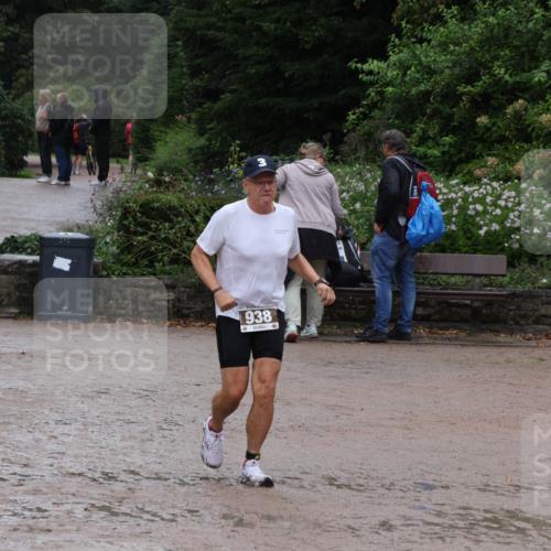 13.09.2026 - Stadtparktriathlon Emre Sener http://msf.ph/oto/10267307 13.09.2026 13:23:03 Laufen 978, 938, 932, 938, 950, 978, 1085 meine-sportfotos.de