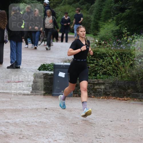 13.09.2026 - Stadtparktriathlon Emre Sener http://msf.ph/oto/10267365 13.09.2026 13:23:48 Laufen 1113, 1150, 1184 meine-sportfotos.de