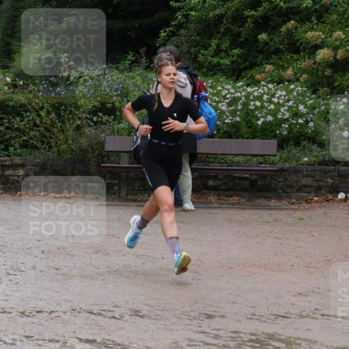 13.09.2026 - Stadtparktriathlon Emre Sener http://msf.ph/oto/10267369 13.09.2026 13:23:49 Laufen 1113, 1150, 1184 meine-sportfotos.de