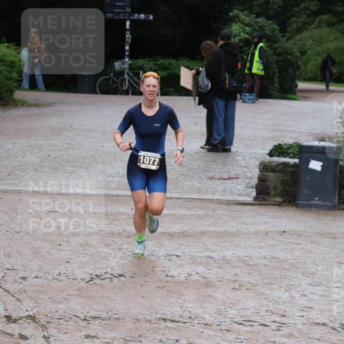13.09.2026 - Stadtparktriathlon Emre Sener http://msf.ph/oto/10267440 13.09.2026 13:25:30 Laufen 1077, 1077, 1090, 1104 meine-sportfotos.de