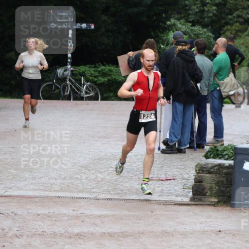 13.09.2026 - Stadtparktriathlon Emre Sener http://msf.ph/oto/10267518 13.09.2026 13:26:59 Laufen 1224, 1043, 1075, 1173, 1224 meine-sportfotos.de