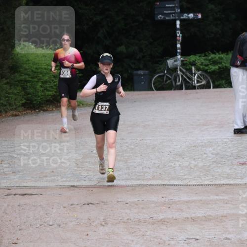 13.09.2026 - Stadtparktriathlon Emre Sener http://msf.ph/oto/10267646 13.09.2026 13:29:44 Laufen 1098, 1137, 1098, 1137 meine-sportfotos.de