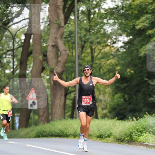 13.09.2026 - 21. swb-Marathon Bremen TobiasT http://msf.ph/oto/10269290 13.09.2026 11:30:08 Laufen 919 meine-sportfotos.de