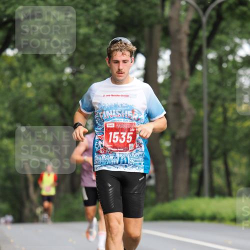 13.09.2026 - 21. swb-Marathon Bremen TobiasT http://msf.ph/oto/10269405 13.09.2026 11:36:32 Laufen 21, 26, 1535, 42, 195, 66, 886, 8888 meine-sportfotos.de