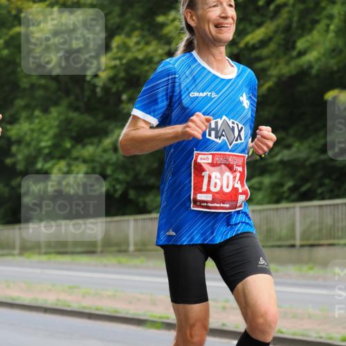 13.09.2026 - 21. swb-Marathon Bremen TobiasT http://msf.ph/oto/10269529 13.09.2026 11:38:42 Laufen 1604, 1003, 21, 26, 8, 950 meine-sportfotos.de