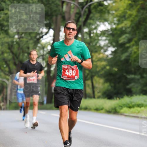 13.09.2026 - 21. swb-Marathon Bremen TobiasT http://msf.ph/oto/10270248 13.09.2026 11:38:15 Laufen 469, 21 meine-sportfotos.de