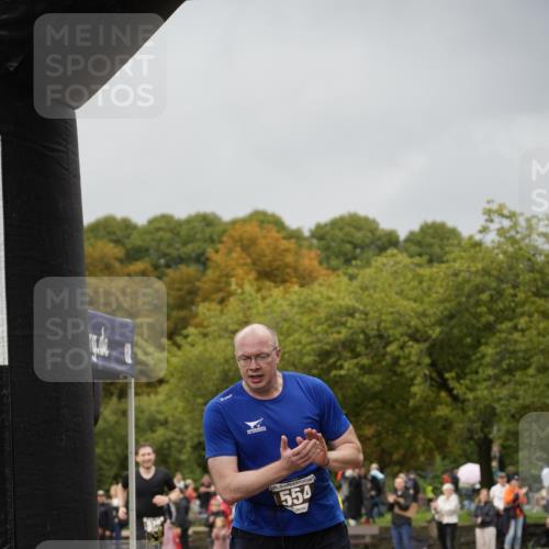 13.09.2026 - Stadtparktriathlon Patografie http://msf.ph/oto/10270468 13.09.2026 11:54:01 Ziel 554, 579 meine-sportfotos.de