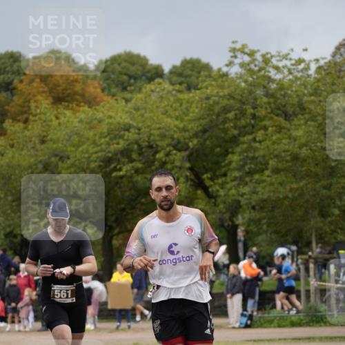 13.09.2026 - Stadtparktriathlon Patografie http://msf.ph/oto/10270486 13.09.2026 11:54:26 Ziel 275, 561, 603, 1799 meine-sportfotos.de