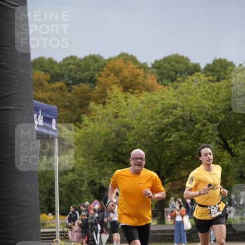 13.09.2026 - Stadtparktriathlon Patografie http://msf.ph/oto/10270538 13.09.2026 11:56:54 Ziel 503, 597 meine-sportfotos.de