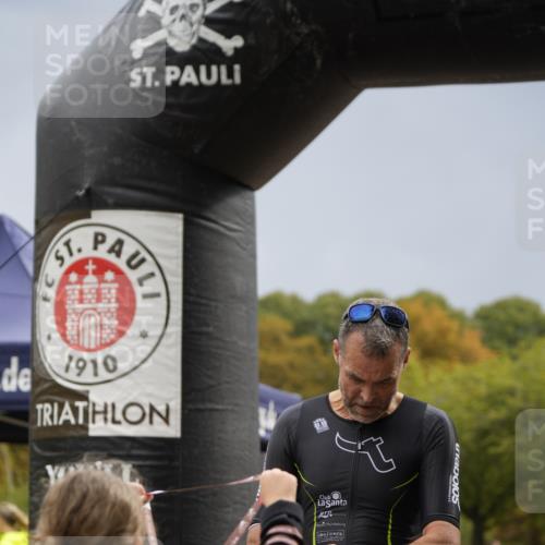 13.09.2026 - Stadtparktriathlon Patografie http://msf.ph/oto/10270572 13.09.2026 11:58:27 Ziel 664 meine-sportfotos.de