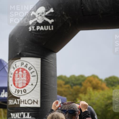 13.09.2026 - Stadtparktriathlon Patografie http://msf.ph/oto/10270575 13.09.2026 11:58:28 Ziel 664 meine-sportfotos.de