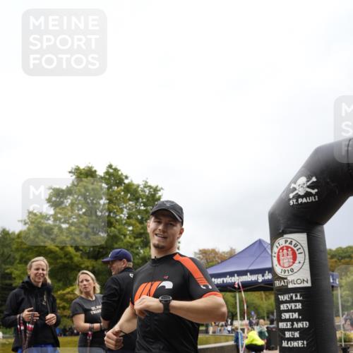 13.09.2026 - Stadtparktriathlon Patografie http://msf.ph/oto/10270580 13.09.2026 11:59:00 Ziel 666 meine-sportfotos.de