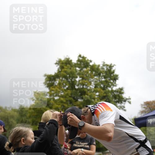13.09.2026 - Stadtparktriathlon Patografie http://msf.ph/oto/10270606 13.09.2026 12:00:14 Ziel 670 meine-sportfotos.de