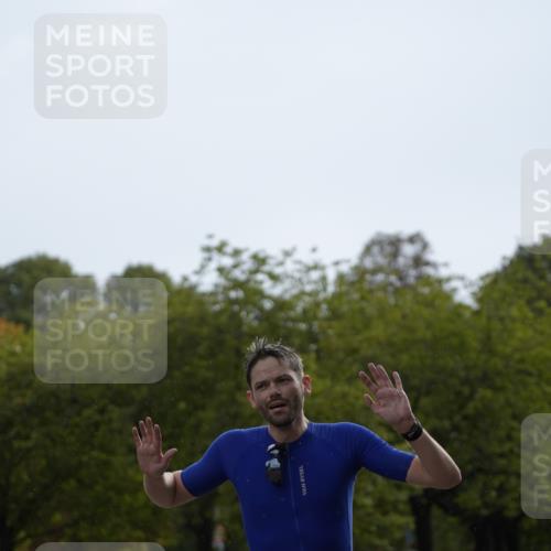 13.09.2026 - Stadtparktriathlon Patografie http://msf.ph/oto/10270658 13.09.2026 12:02:07 Ziel 621, 637, 674, 696 meine-sportfotos.de