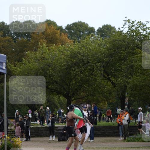 13.09.2026 - Stadtparktriathlon Patografie http://msf.ph/oto/10270661 13.09.2026 12:02:45 Ziel  meine-sportfotos.de