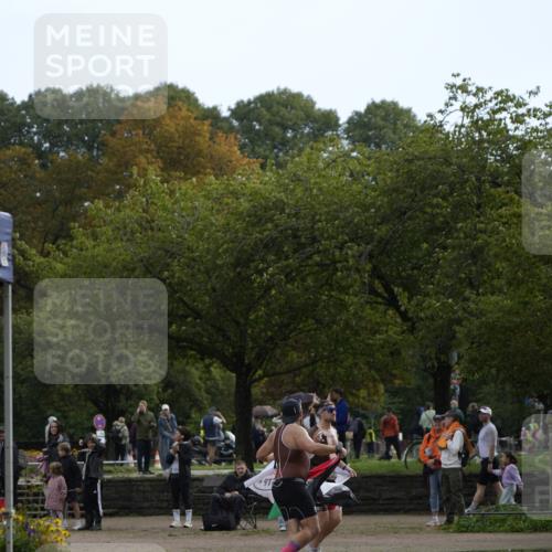 13.09.2026 - Stadtparktriathlon Patografie http://msf.ph/oto/10270664 13.09.2026 12:02:45 Ziel  meine-sportfotos.de