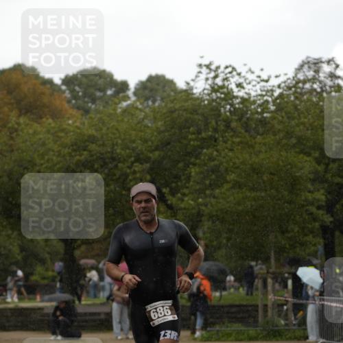 13.09.2026 - Stadtparktriathlon Patografie http://msf.ph/oto/10270742 13.09.2026 12:04:11 Ziel 590, 686 meine-sportfotos.de