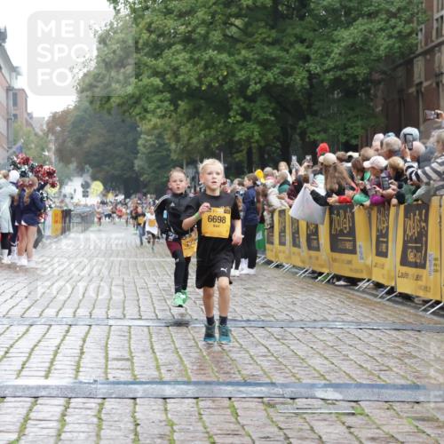 13.09.2026 - Kiel Lauf Yannick Fuchs http://msf.ph/oto/10270786 13.09.2026 08:33:20 Ziel 10988, 6073, 6484, 6698, 7959 meine-sportfotos.de