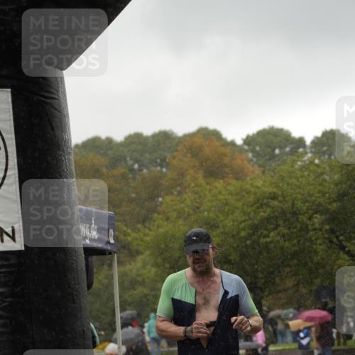 13.09.2026 - Stadtparktriathlon Patografie http://msf.ph/oto/10270788 13.09.2026 12:05:24 Ziel 592, 641 meine-sportfotos.de
