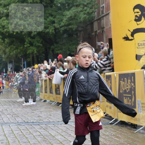 13.09.2026 - Kiel Lauf Yannick Fuchs http://msf.ph/oto/10270826 13.09.2026 08:33:23 Ziel 10988, 1711, 6073, 6484, 6698, 7959, 11404 meine-sportfotos.de