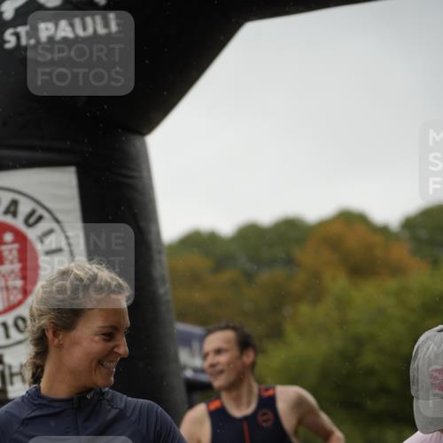 13.09.2026 - Stadtparktriathlon Patografie http://msf.ph/oto/10270834 13.09.2026 12:07:04 Ziel 375, 394, 435, 605, 625, 676 meine-sportfotos.de