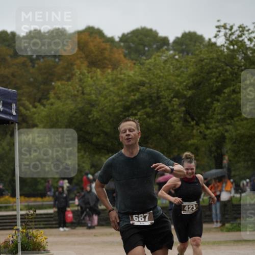 13.09.2026 - Stadtparktriathlon Patografie http://msf.ph/oto/10270860 13.09.2026 12:08:27 Ziel 423, 687 meine-sportfotos.de