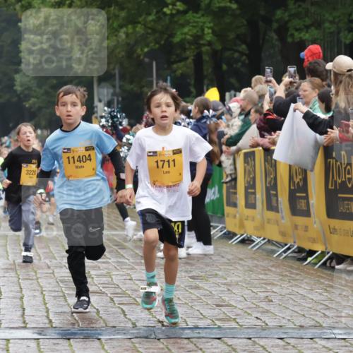 13.09.2026 - Kiel Lauf Yannick Fuchs http://msf.ph/oto/10270871 13.09.2026 08:33:28 Ziel 6073, 6484, 6698, 7959, 10988, 1711, 3220, 8602, 8654, 8840, 11404 meine-sportfotos.de