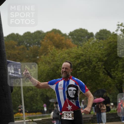 13.09.2026 - Stadtparktriathlon Patografie http://msf.ph/oto/10270937 13.09.2026 12:10:25 Ziel 634 meine-sportfotos.de