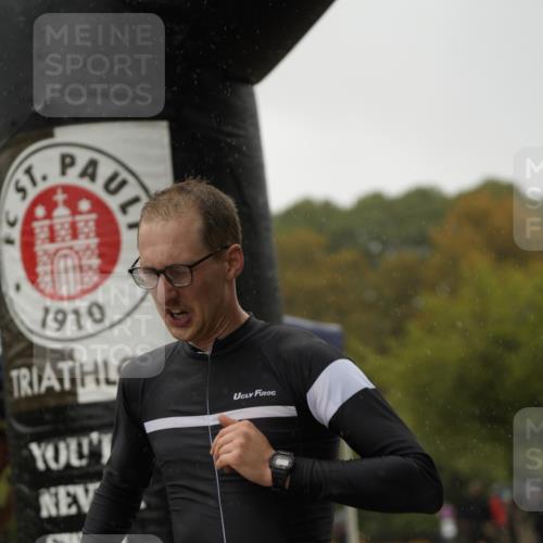 13.09.2026 - Stadtparktriathlon Patografie http://msf.ph/oto/10270945 13.09.2026 12:10:55 Ziel 706 meine-sportfotos.de