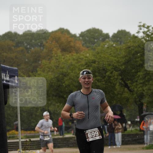 13.09.2026 - Stadtparktriathlon Patografie http://msf.ph/oto/10270948 13.09.2026 12:11:17 Ziel 606, 629, 699 meine-sportfotos.de