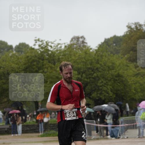 13.09.2026 - Stadtparktriathlon Patografie http://msf.ph/oto/10270974 13.09.2026 12:11:28 Ziel 606, 629, 684 meine-sportfotos.de