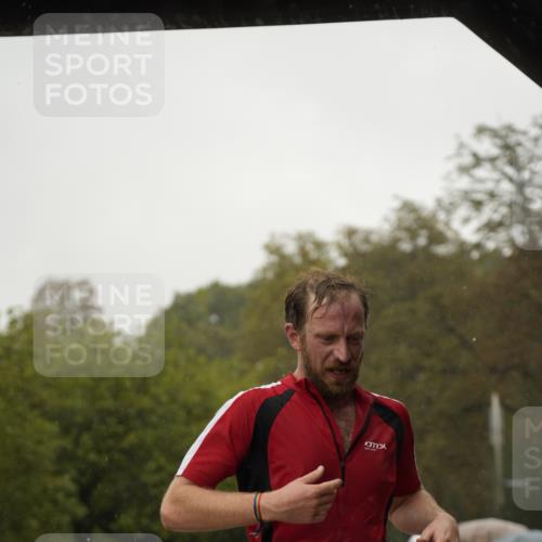 13.09.2026 - Stadtparktriathlon Patografie http://msf.ph/oto/10270976 13.09.2026 12:11:29 Ziel 606, 684 meine-sportfotos.de