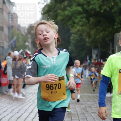 13.09.2026 - Kiel Lauf Yannick Fuchs http://msf.ph/oto/10270981 13.09.2026 08:33:39 Ziel 1711, 3220, 6073, 6484, 6698, 7959, 11404, 6073, 6484, 10988, 743, 2477, 4080, 6351, 8602, 8654, 8840, 9418, 9670, 11008, 11226, 11664 meine-sportfotos.de