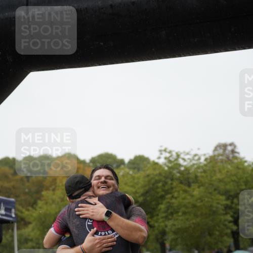 13.09.2026 - Stadtparktriathlon Patografie http://msf.ph/oto/10271043 13.09.2026 12:13:58 Ziel 562, 649 meine-sportfotos.de