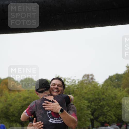 13.09.2026 - Stadtparktriathlon Patografie http://msf.ph/oto/10271045 13.09.2026 12:13:59 Ziel 562, 649 meine-sportfotos.de