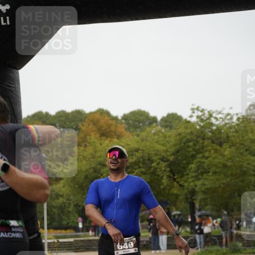 13.09.2026 - Stadtparktriathlon Patografie http://msf.ph/oto/10271047 13.09.2026 12:14:02 Ziel 649 meine-sportfotos.de