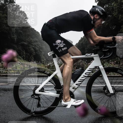 13.09.2026 - Stadtparktriathlon H.Heesch http://msf.ph/oto/10271053 13.09.2026 08:48:40 Radfahren 10, 25, 49, 61 meine-sportfotos.de