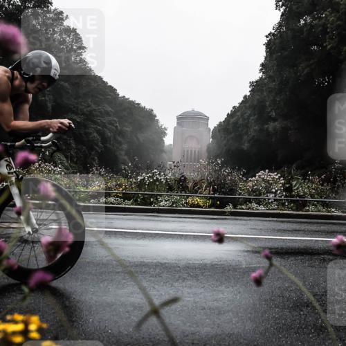 13.09.2026 - Stadtparktriathlon H.Heesch http://msf.ph/oto/10271061 13.09.2026 08:49:04 Radfahren 20, 24, 64 meine-sportfotos.de
