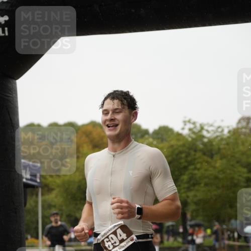 13.09.2026 - Stadtparktriathlon Patografie http://msf.ph/oto/10271084 13.09.2026 12:14:32 Ziel 610, 694 meine-sportfotos.de