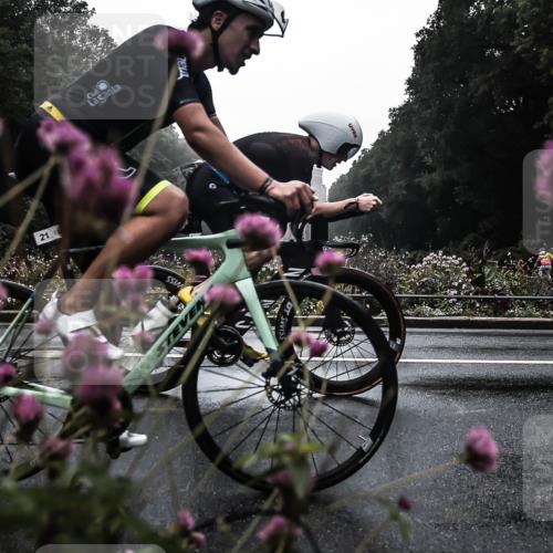 13.09.2026 - Stadtparktriathlon H.Heesch http://msf.ph/oto/10271090 13.09.2026 08:49:36 Radfahren 21, 54, 56, 57, 71 meine-sportfotos.de