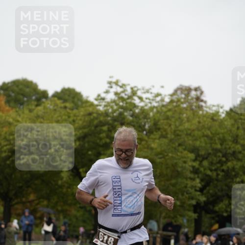 13.09.2026 - Stadtparktriathlon Patografie http://msf.ph/oto/10271105 13.09.2026 12:16:43 Ziel 618 meine-sportfotos.de
