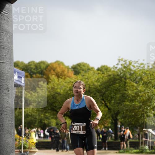 13.09.2026 - Stadtparktriathlon Patografie http://msf.ph/oto/10271193 13.09.2026 12:21:19 Ziel 801 meine-sportfotos.de