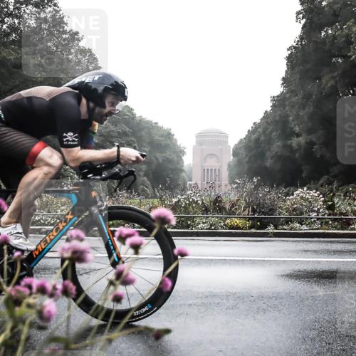 13.09.2026 - Stadtparktriathlon H.Heesch http://msf.ph/oto/10271251 13.09.2026 08:55:44 Radfahren 24, 51, 64, 70 meine-sportfotos.de