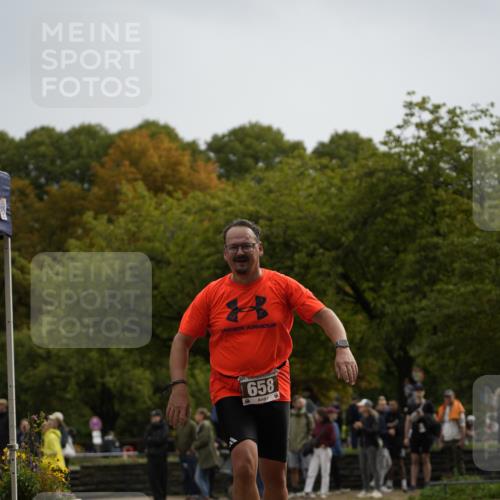 13.09.2026 - Stadtparktriathlon Patografie http://msf.ph/oto/10271276 13.09.2026 12:22:59 Ziel 658 meine-sportfotos.de