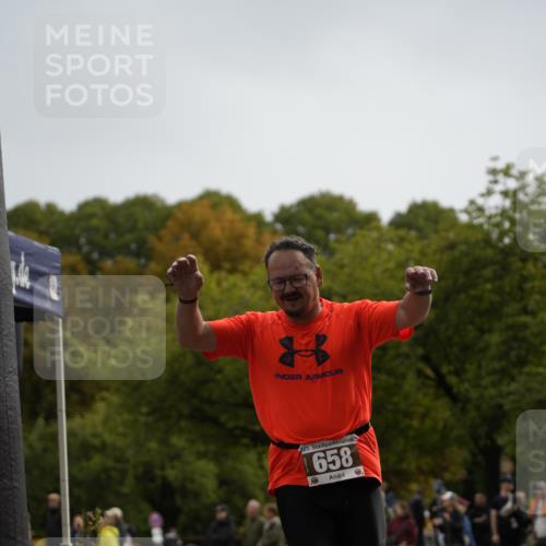 13.09.2026 - Stadtparktriathlon Patografie http://msf.ph/oto/10271279 13.09.2026 12:23:00 Ziel 658, 735 meine-sportfotos.de