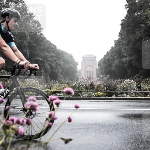 13.09.2026 - Stadtparktriathlon H.Heesch http://msf.ph/oto/10271308 13.09.2026 08:57:28 Radfahren 3, 45, 67, 127 meine-sportfotos.de