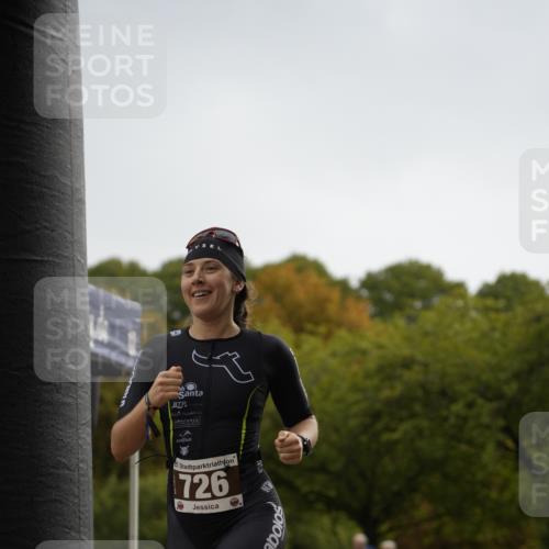 13.09.2026 - Stadtparktriathlon Patografie http://msf.ph/oto/10271324 13.09.2026 12:24:00 Ziel 726, 812 meine-sportfotos.de